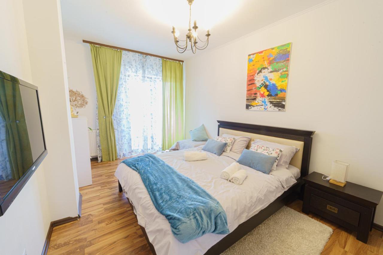 5* Mansion In City Center Κλουζ-Ναπόκα Εξωτερικό φωτογραφία
