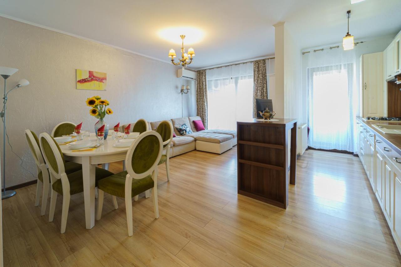 5* Mansion In City Center Κλουζ-Ναπόκα Εξωτερικό φωτογραφία